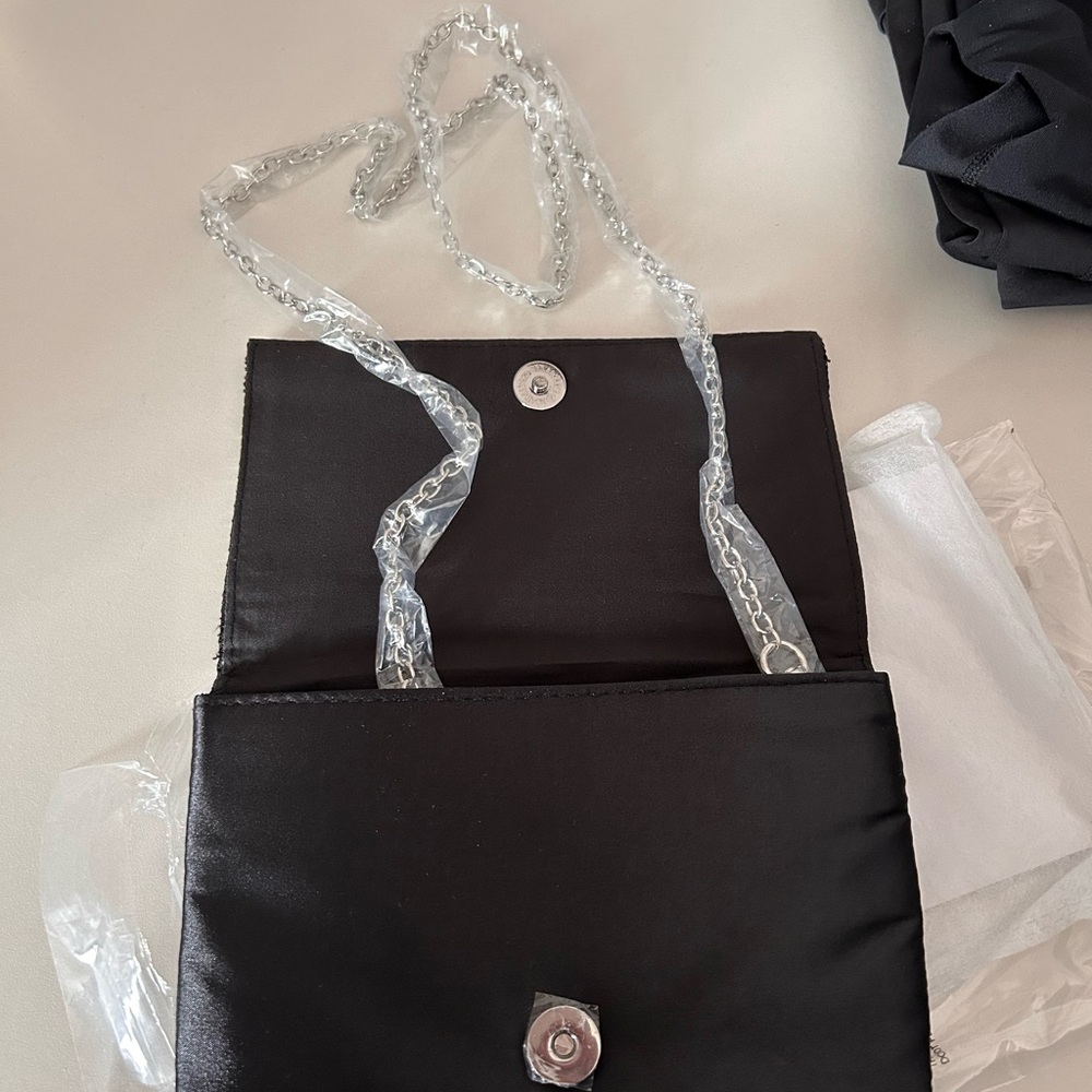 Chic Rhinestone Clutch - Picture 4 of 6